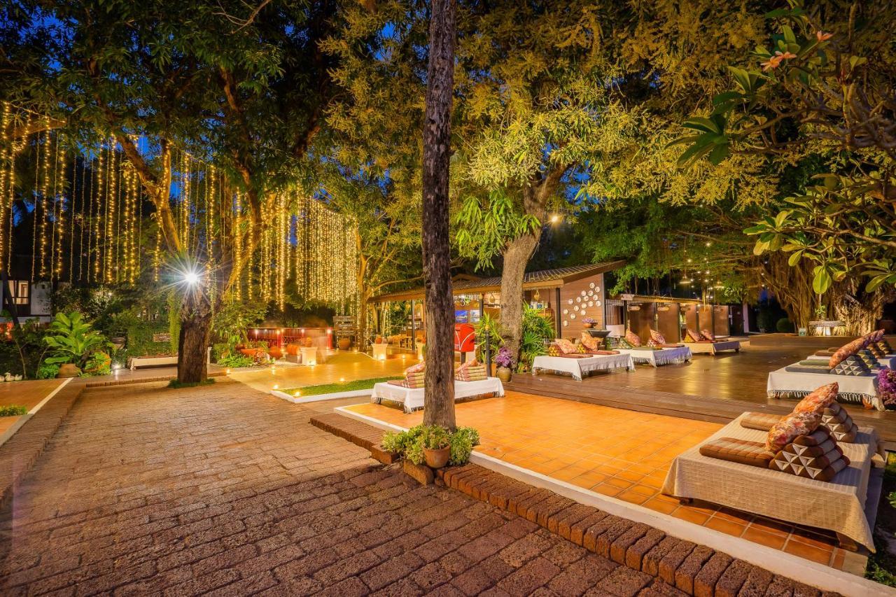 Legendha Sukhothai Hotel Exterior photo